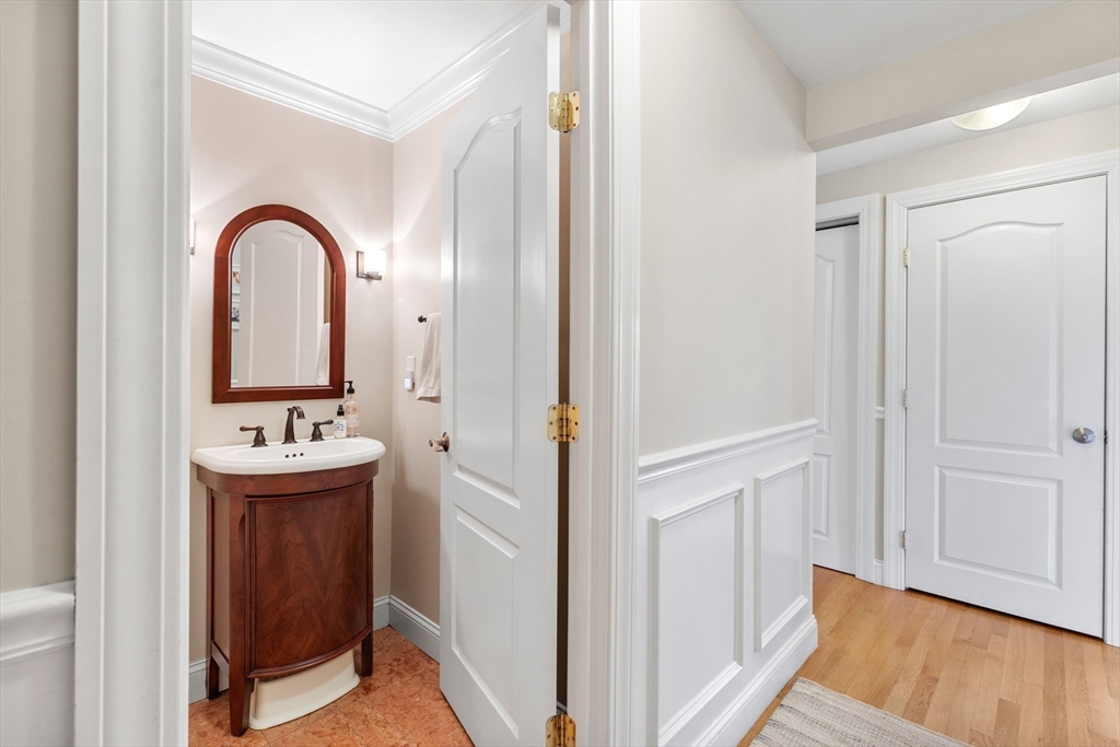 44 Tyler Road Lexington, MA 02420 - Photo 22 of 31