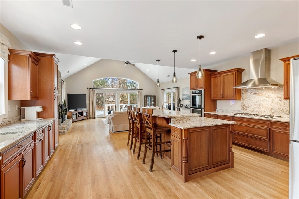 44 Tyler Road Lexington, MA 02420 - Photo 6 of 31