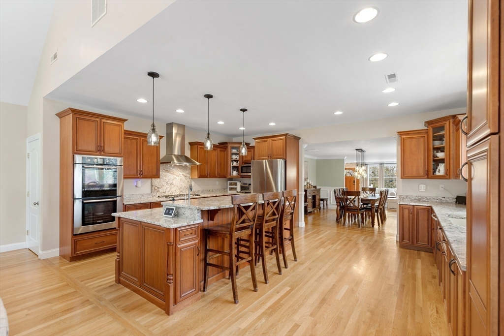 44 Tyler Road Lexington, MA 02420 - Photo 7 of 31