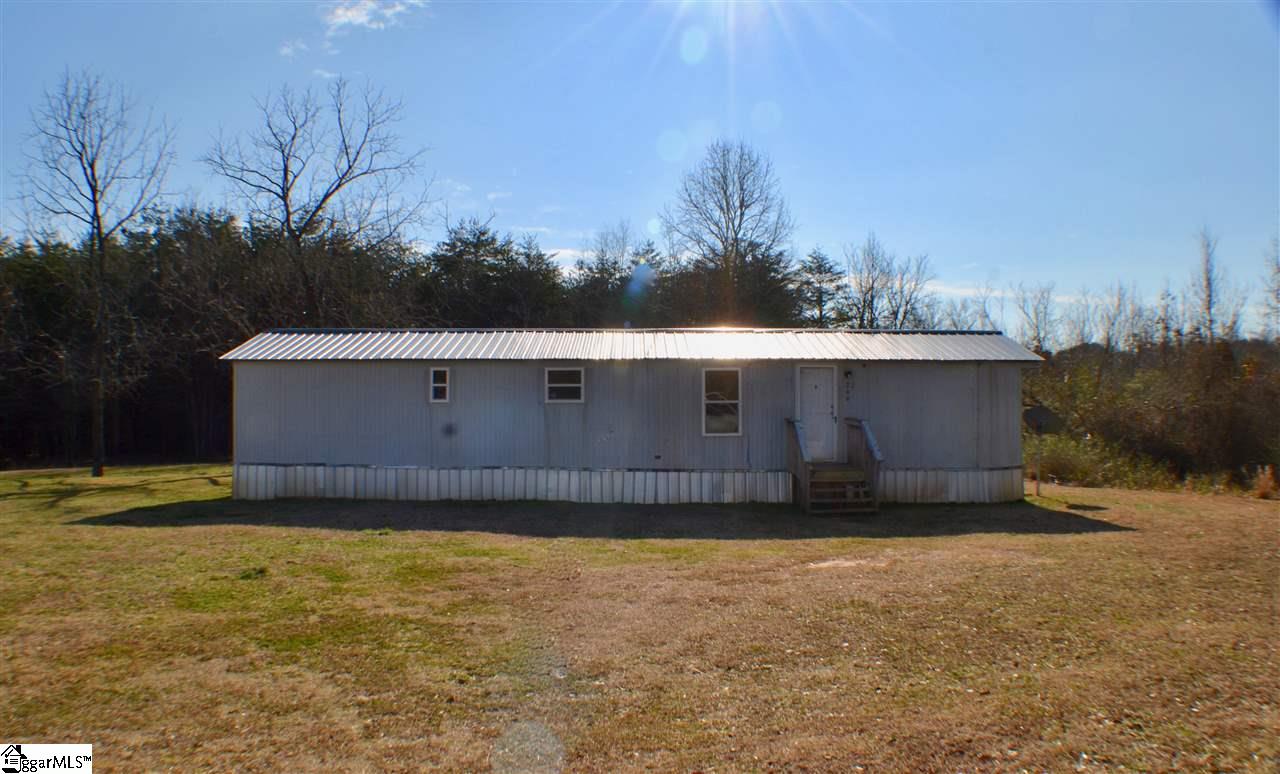 260 Grassland Road Campobello, SC 29322 - Photo 9 of 22