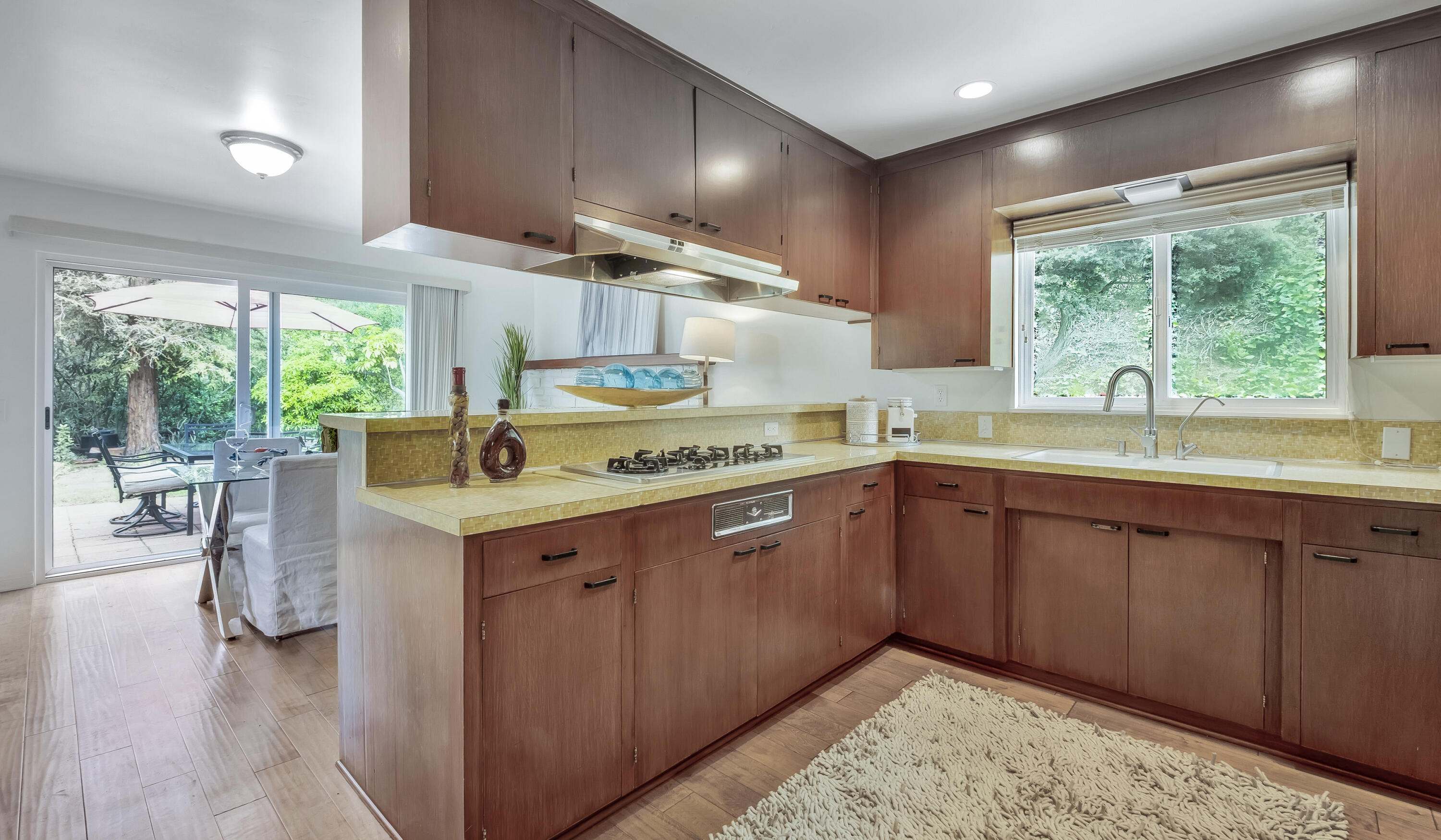 1000 Palomino Road Santa Barbara, CA 93105 - Photo 8 of 14 Kitchen