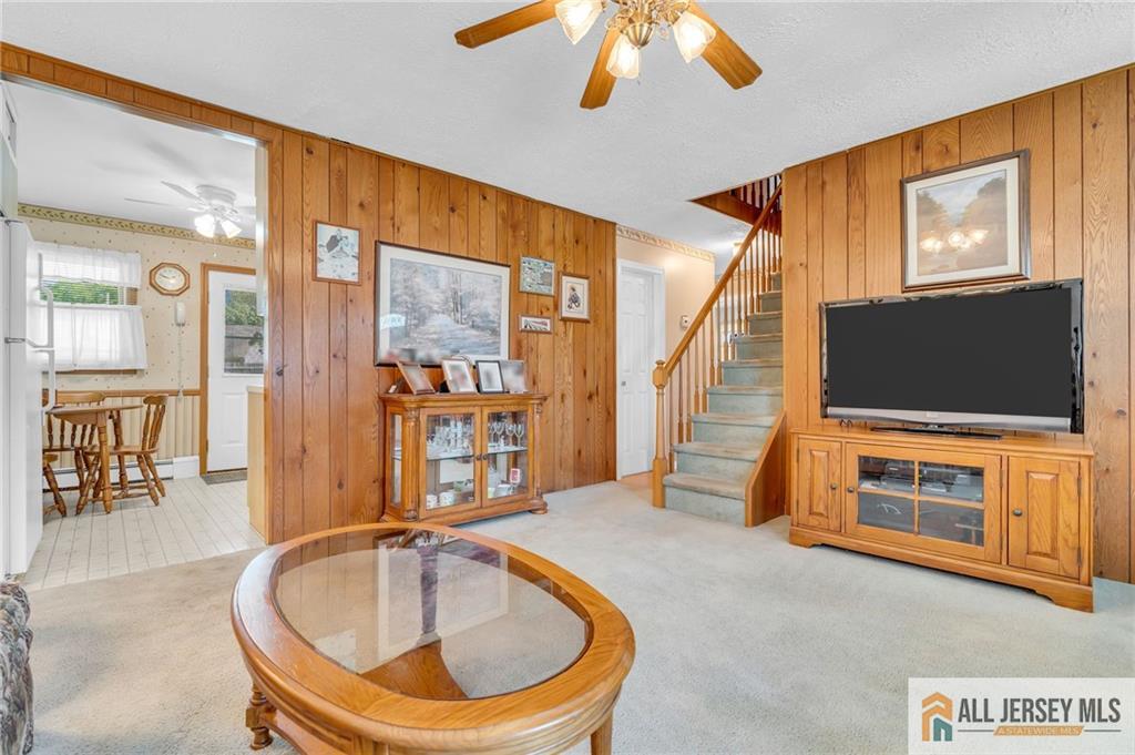 11 Richmond Road Edison, NJ 08817 - Photo 5 of 28 Gallery Image 5