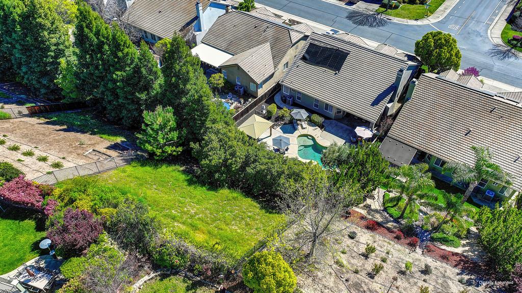1685 Iroquois Road Rocklin, CA 95765 - Photo 65 of 73 an aerial view of a house with a yard
