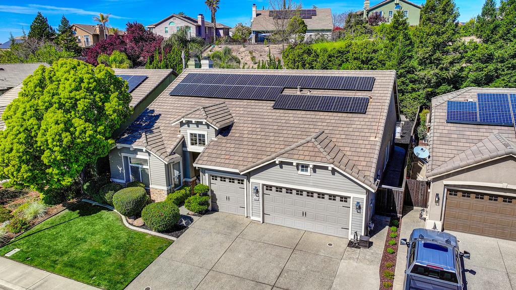 1685 Iroquois Road Rocklin, CA 95765 - Photo 71 of 73 an aerial view of a house with a yard