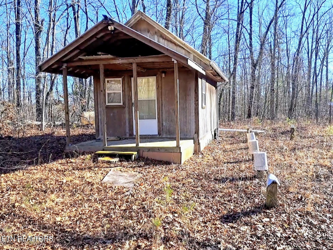 938 Ridge Road West Crossville, TN 38572 - Photo 2 of 22 Gallery Image 2
