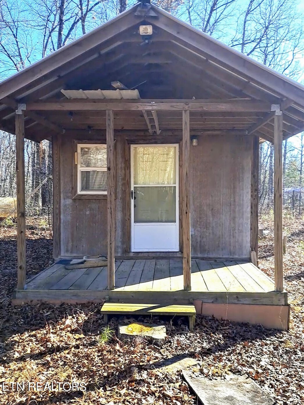 938 Ridge Road West Crossville, TN 38572 - Photo 4 of 22 Gallery Image 4