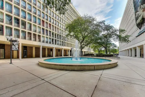 $209,000 | 1401 East 55th Street, Unit 602N, Chicago, IL 60615