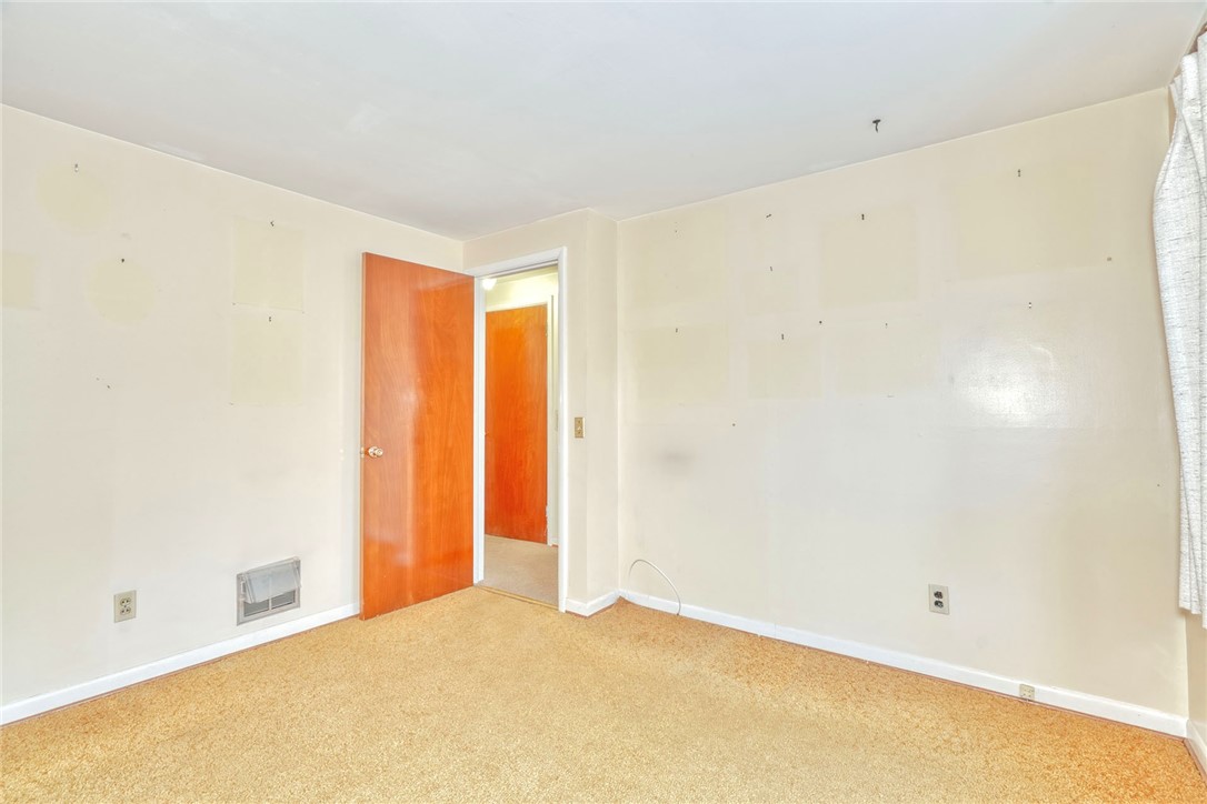 110 Ridgewood Road Greece, NY 14626 - Photo 11 of 35