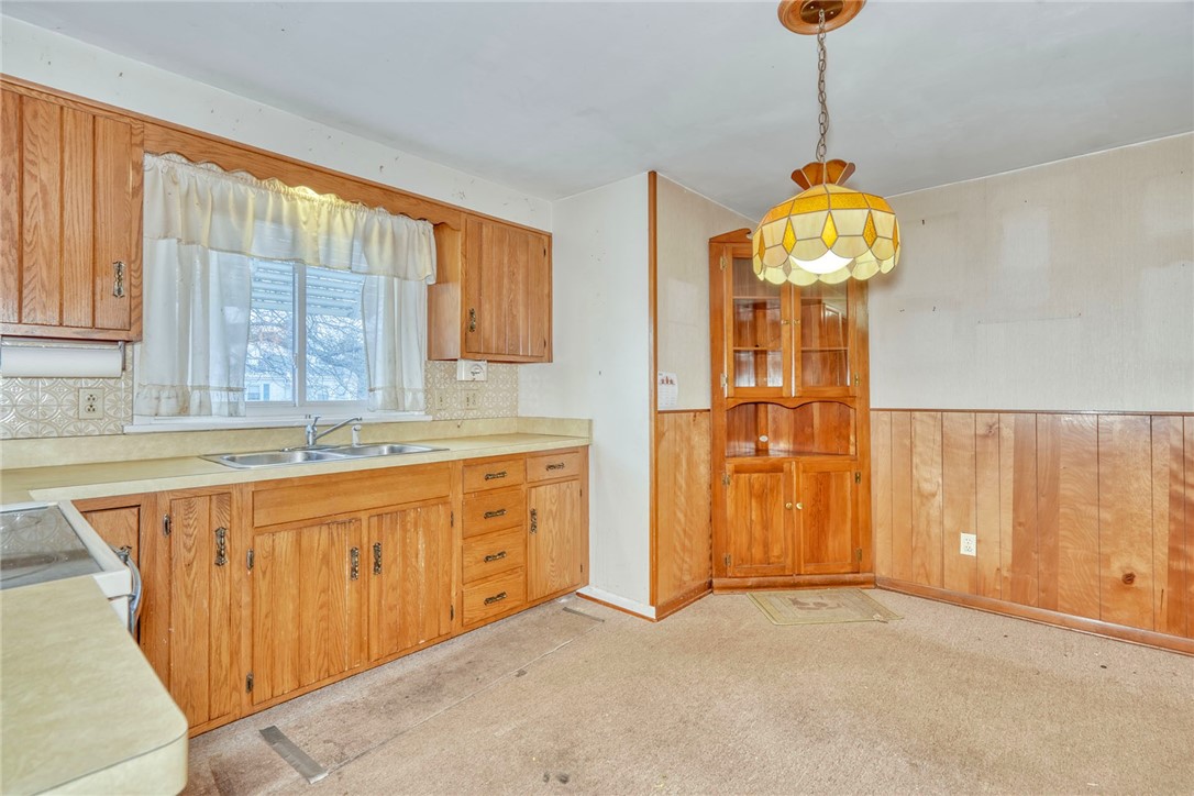 110 Ridgewood Road Greece, NY 14626 - Photo 15 of 35