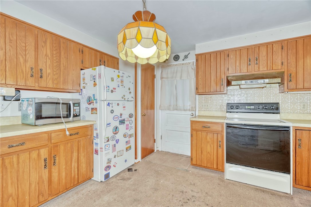 110 Ridgewood Road Greece, NY 14626 - Photo 17 of 35