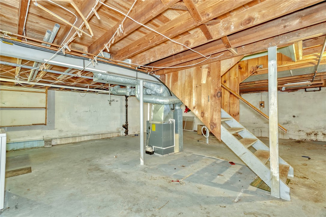 110 Ridgewood Road Greece, NY 14626 - Photo 26 of 35