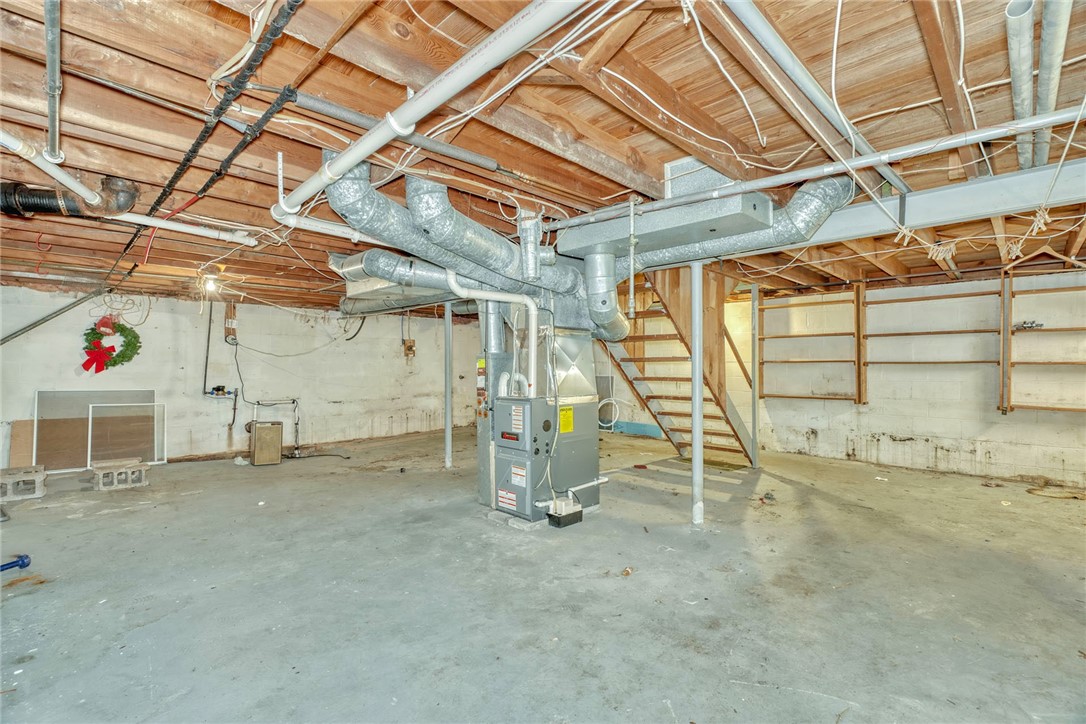 110 Ridgewood Road Greece, NY 14626 - Photo 27 of 35