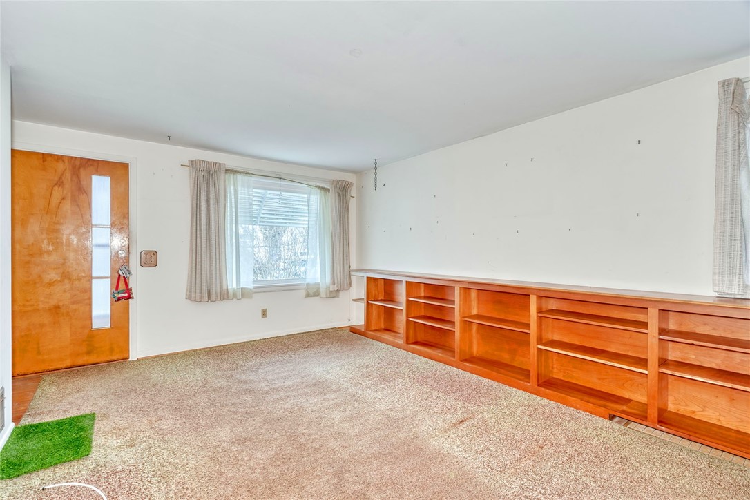 110 Ridgewood Road Greece, NY 14626 - Photo 5 of 35