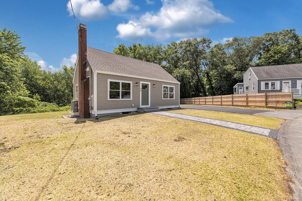 49 Maynard Road Dedham, MA 02026 - Photo 2 of 29