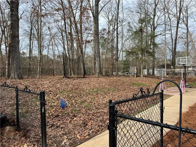 a view of outdoor space with entertaining space
