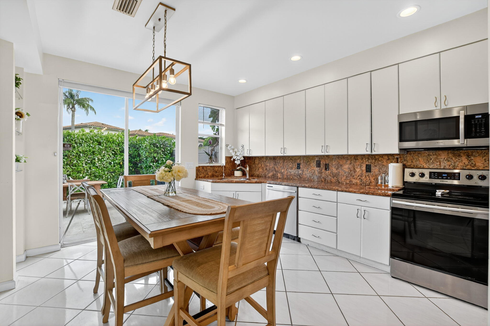 2565 Northwest 52nd Street Boca Raton, FL 33496 - Photo 13 of 122 13-web-or-mls-DSC_1970