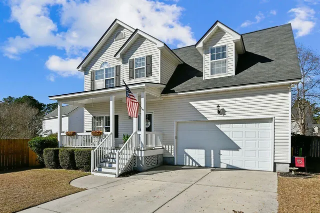 $425,000 | 18 Burky Court, Hanahan, SC 29410