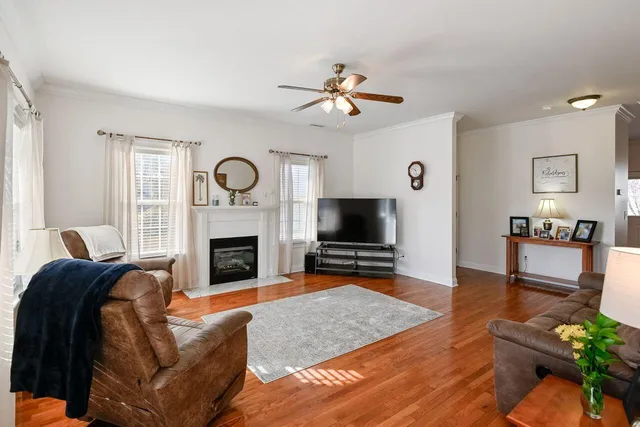 $425,000 | 18 Burky Court, Hanahan, SC 29410