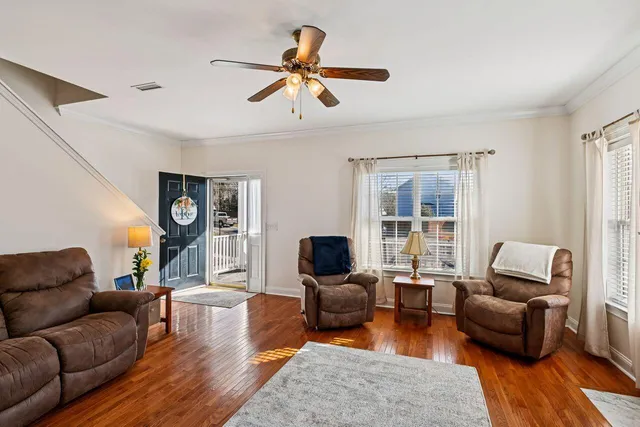 $425,000 | 18 Burky Court, Hanahan, SC 29410