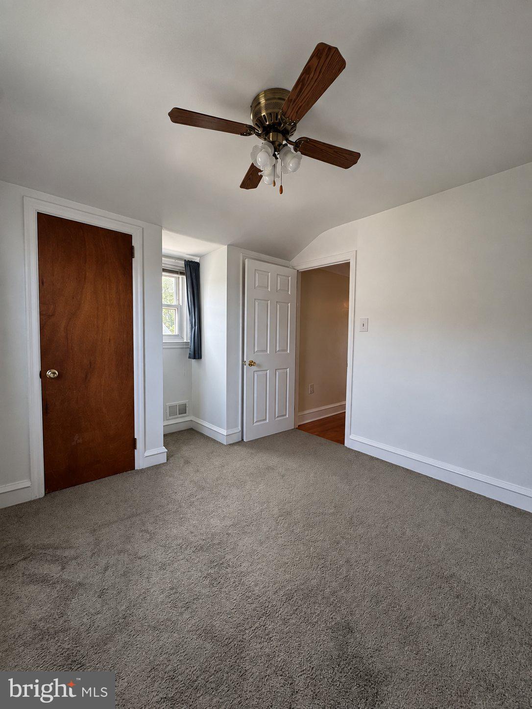 7329 Dungan Road Philadelphia, PA 19111 - Photo 23 of 27 Gallery Image 23