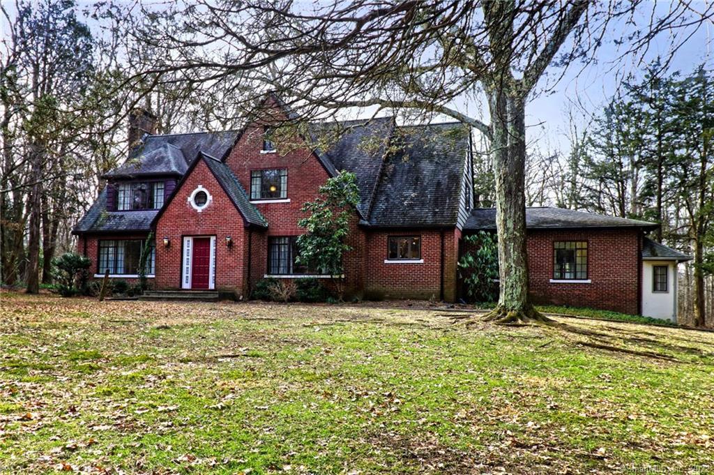 172 Rimmon Road Woodbridge, CT 06525 - Photo 1 of 1