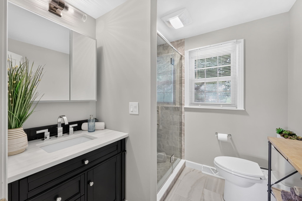 6 Rogers Road East Longmeadow, MA 01028 - Photo 16 of 38
