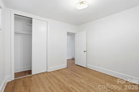 $299,900 | 4500 Woodlark Lane, Charlotte, NC 28211