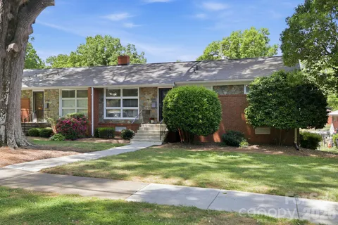 $299,900 | 4500 Woodlark Lane, Charlotte, NC 28211