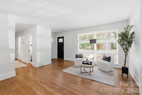 $299,900 | 4500 Woodlark Lane, Charlotte, NC 28211