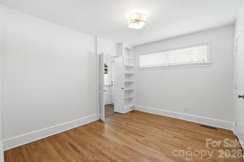 $299,900 | 4500 Woodlark Lane, Charlotte, NC 28211