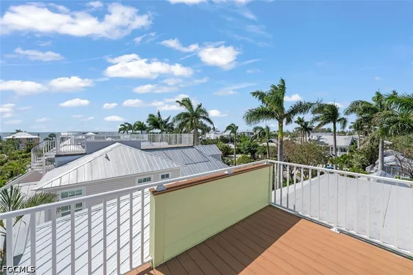 $3,350,000 | 11525 Andy Rosse Lane, Captiva, FL 33924