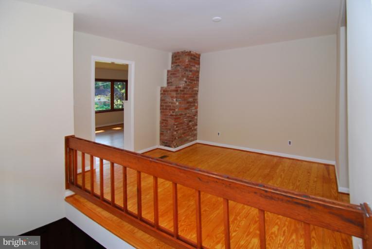 2000 Jamestown Road Alexandria, VA 22308 - Photo 24 of 30 Dining Room
