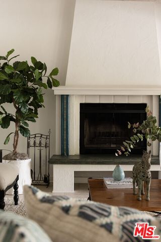 $13,000 | 3425 Ione Drive, Los Angeles, CA 90068