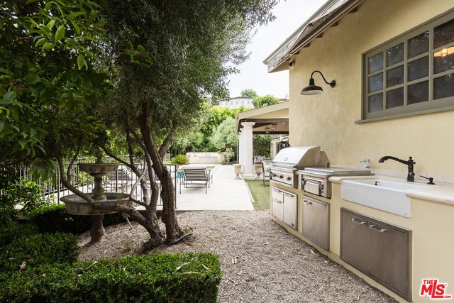 $13,000 | 3425 Ione Drive, Los Angeles, CA 90068