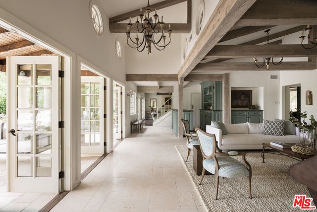 $13,000 | 3425 Ione Drive, Los Angeles, CA 90068