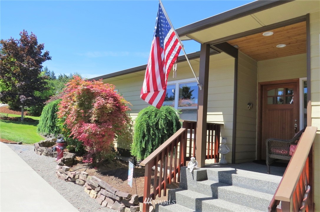 1205 Rook Drive Port Angeles, WA 98362 - Photo 2 of 25 Gallery Image 2