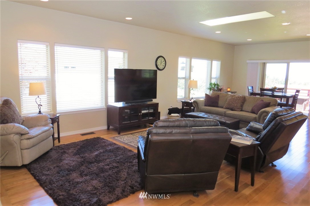 1205 Rook Drive Port Angeles, WA 98362 - Photo 11 of 25 Gallery Image 11