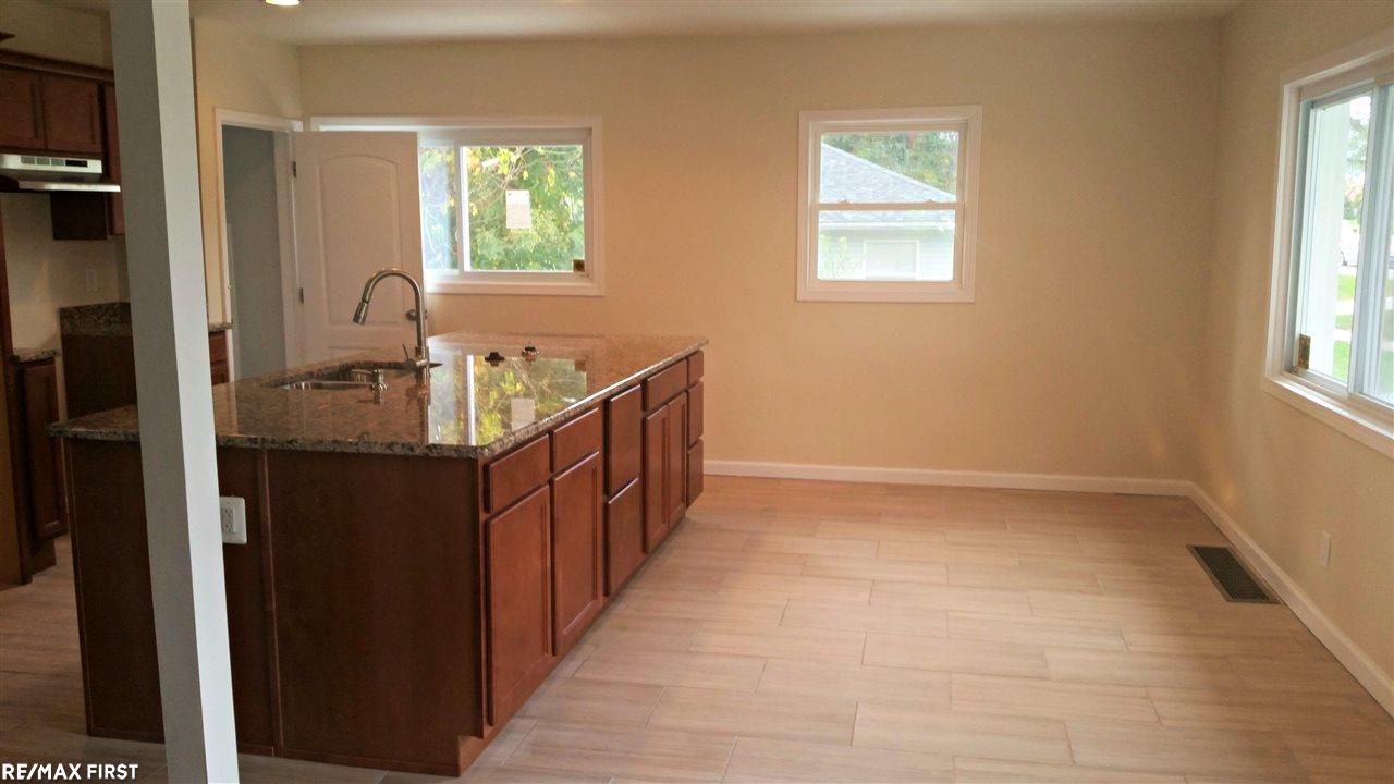 600 East Auburn Road Rochester Hills, MI 48307 - Photo 4 of 13