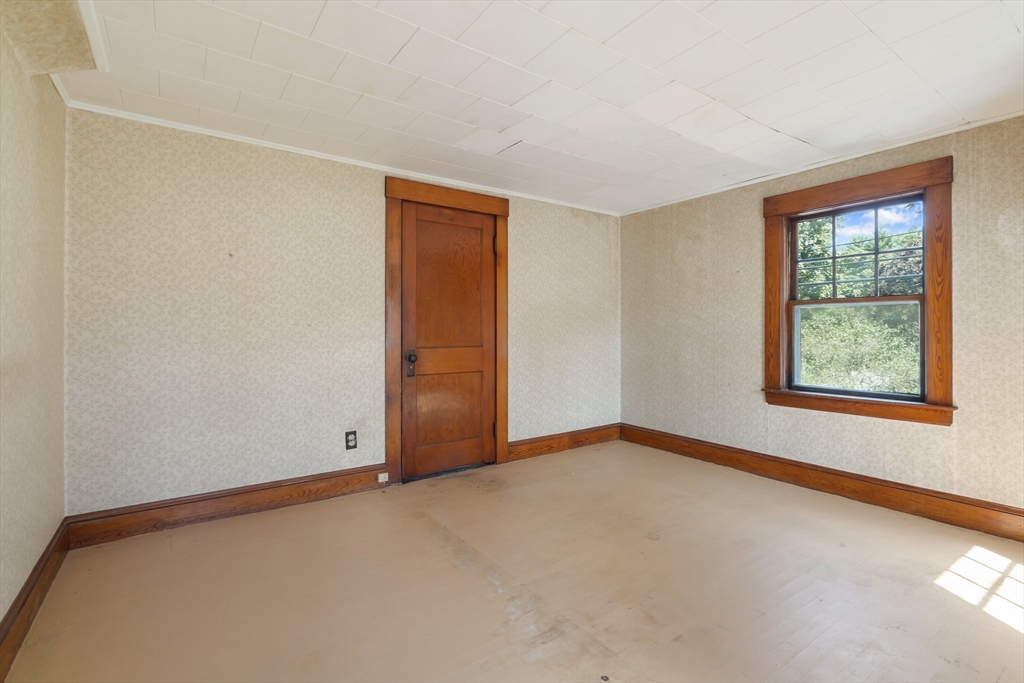 83 Allen Road Billerica, MA 01821 - Photo 12 of 16
