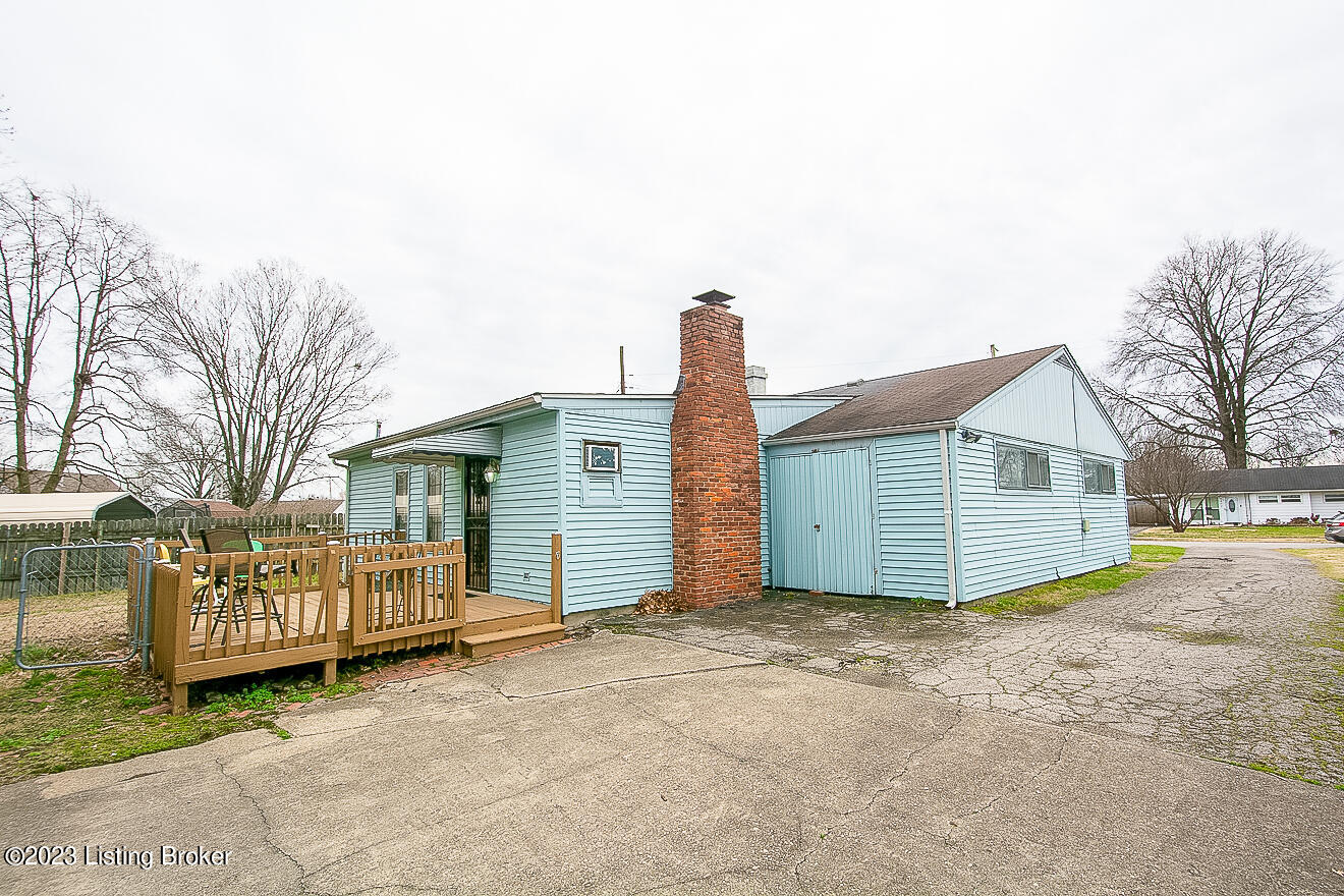 4807 Raven Road Louisville, KY 40213 - Photo 34 of 35 Rear/Side of Home