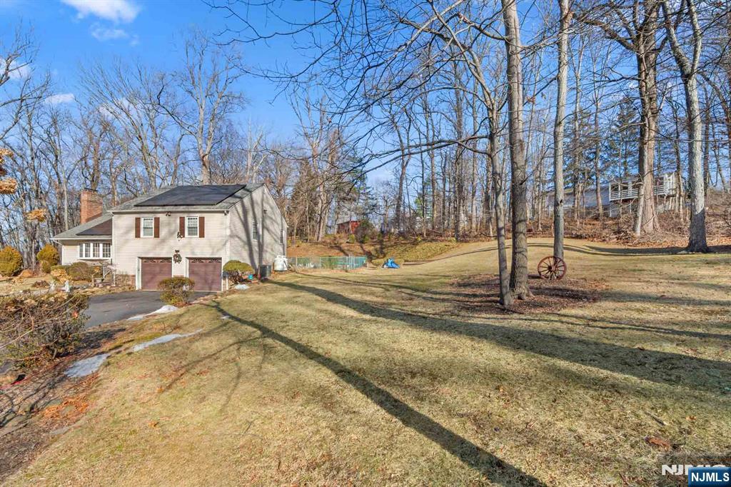 224 Highway 206 Chester, NJ 07930 - Photo 4 of 50