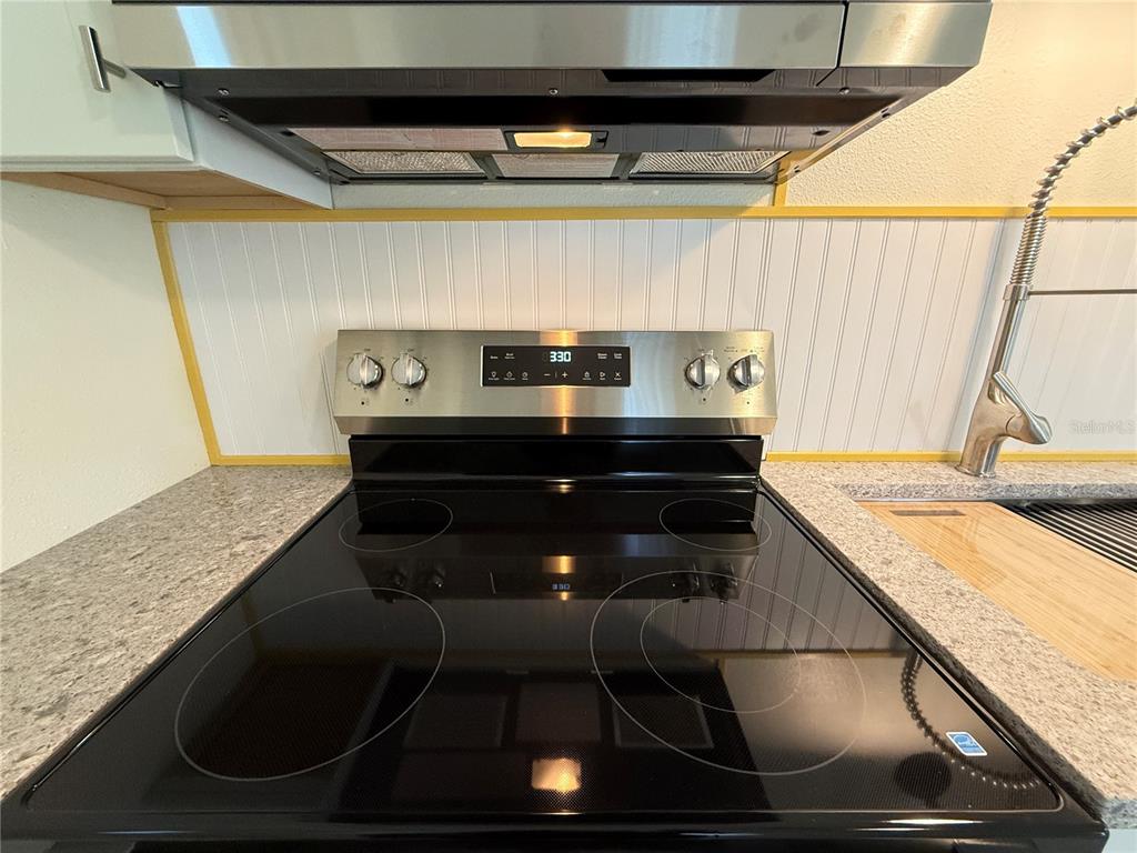 302 Adele Street Edgewater, FL 32132 - Photo 14 of 37
