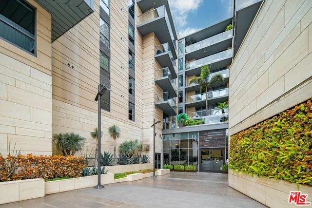 $13,500 | 1755 Ocean Avenue, Unit 610, Santa Monica, CA 90401