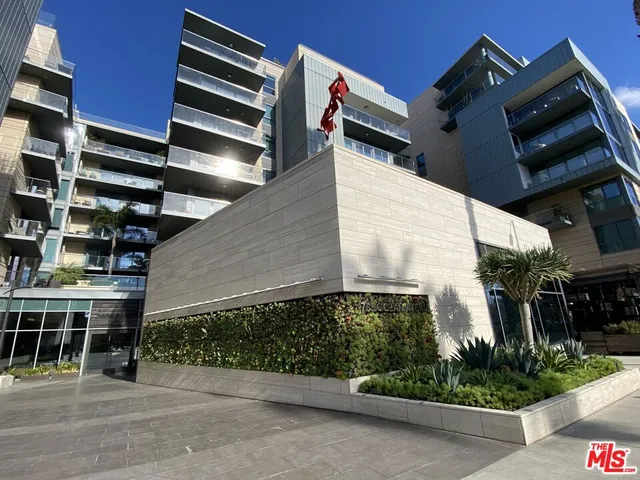 $13,500 | 1755 Ocean Avenue, Unit 610, Santa Monica, CA 90401