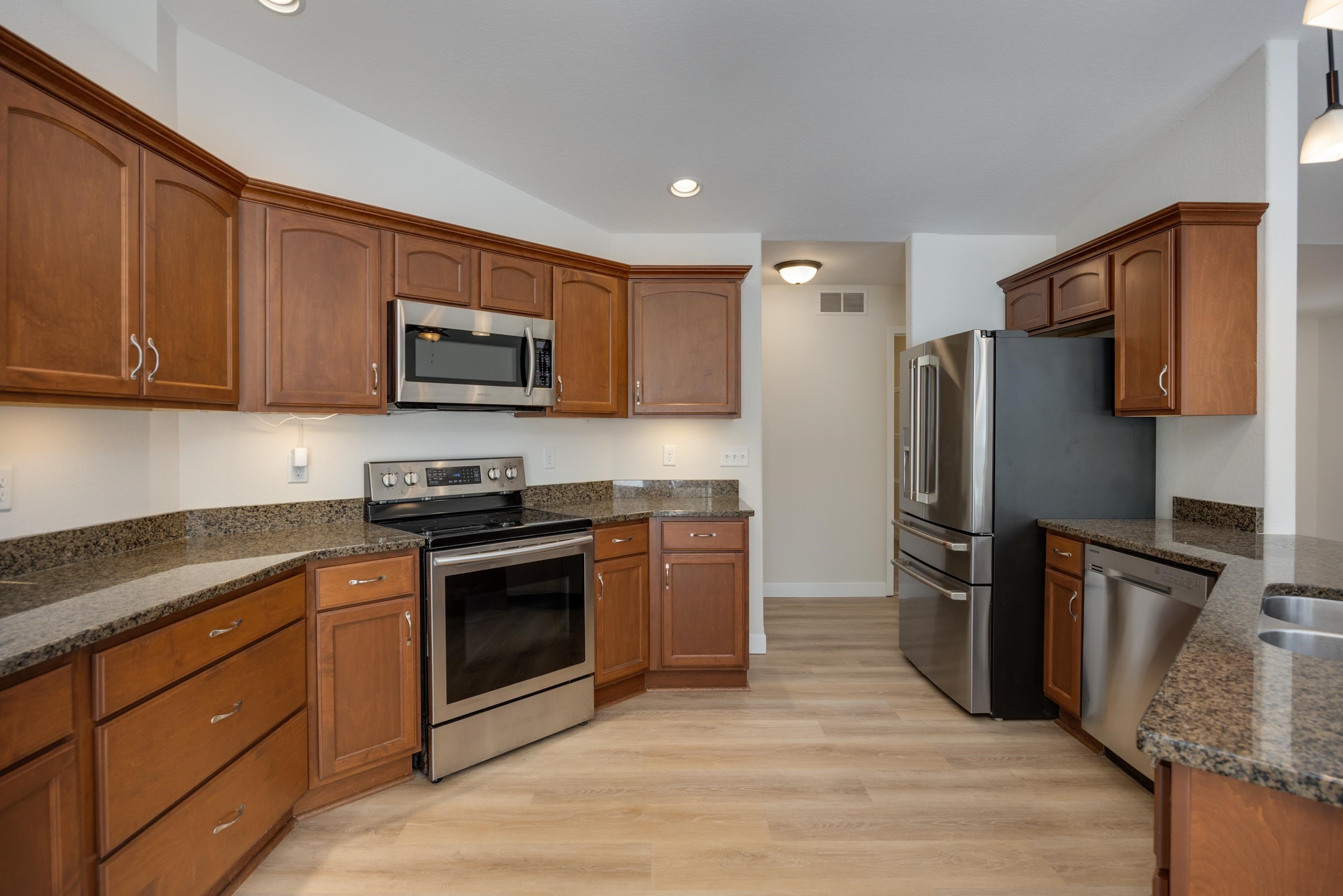 4433 Memorial Circle Windsor, WI 53598 - Photo 12 of 40