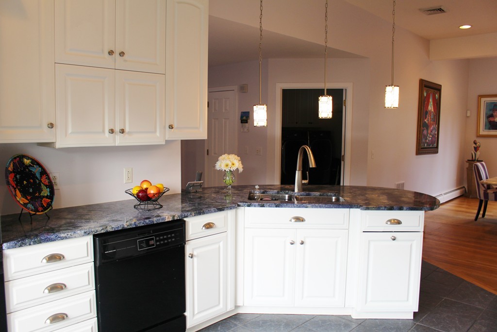 11 Bog Iron Road Wareham, MA 02576 - Photo 8 of 28 Gallery Image 8