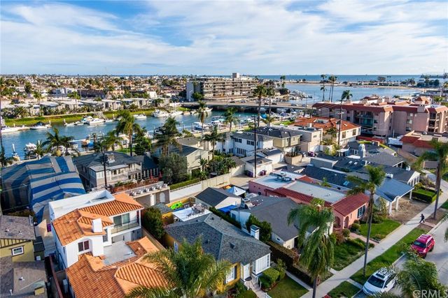 $950,000 | 244 Claremont Avenue, Long Beach, CA 90803