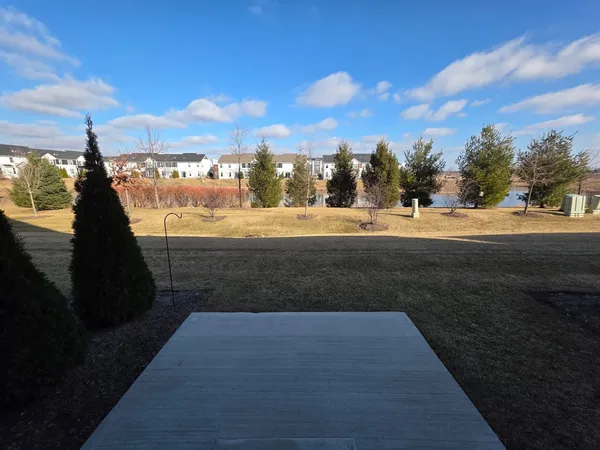 $500,000 | 4204 Chelsea Mnr Circle, Aurora, IL 60504