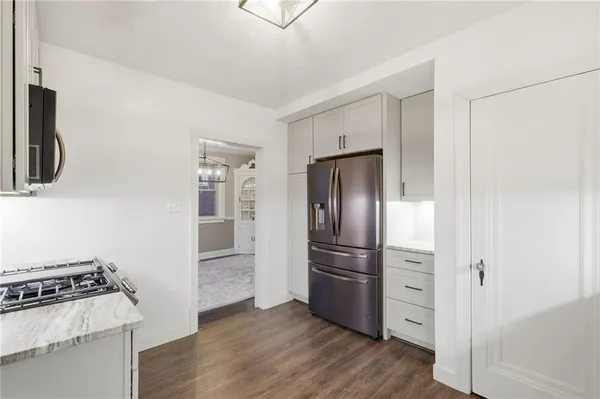 $495,000 | 359 Pennsylvania Avenue, Oakmont, PA 15139