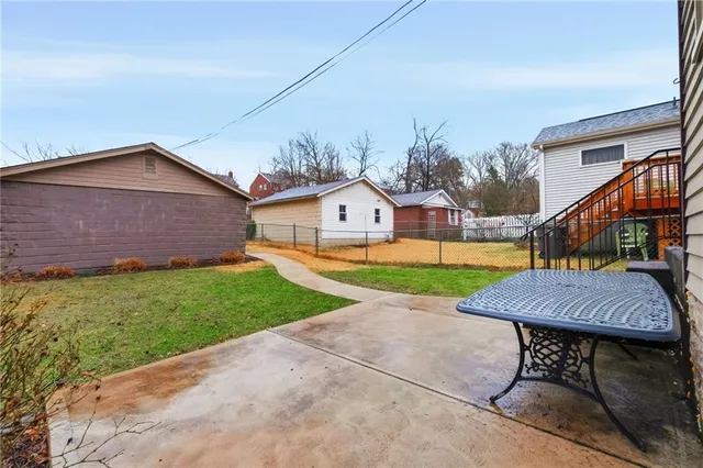 front view of house with a yard